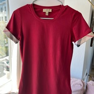 Women's Burberry T-shirt in Red